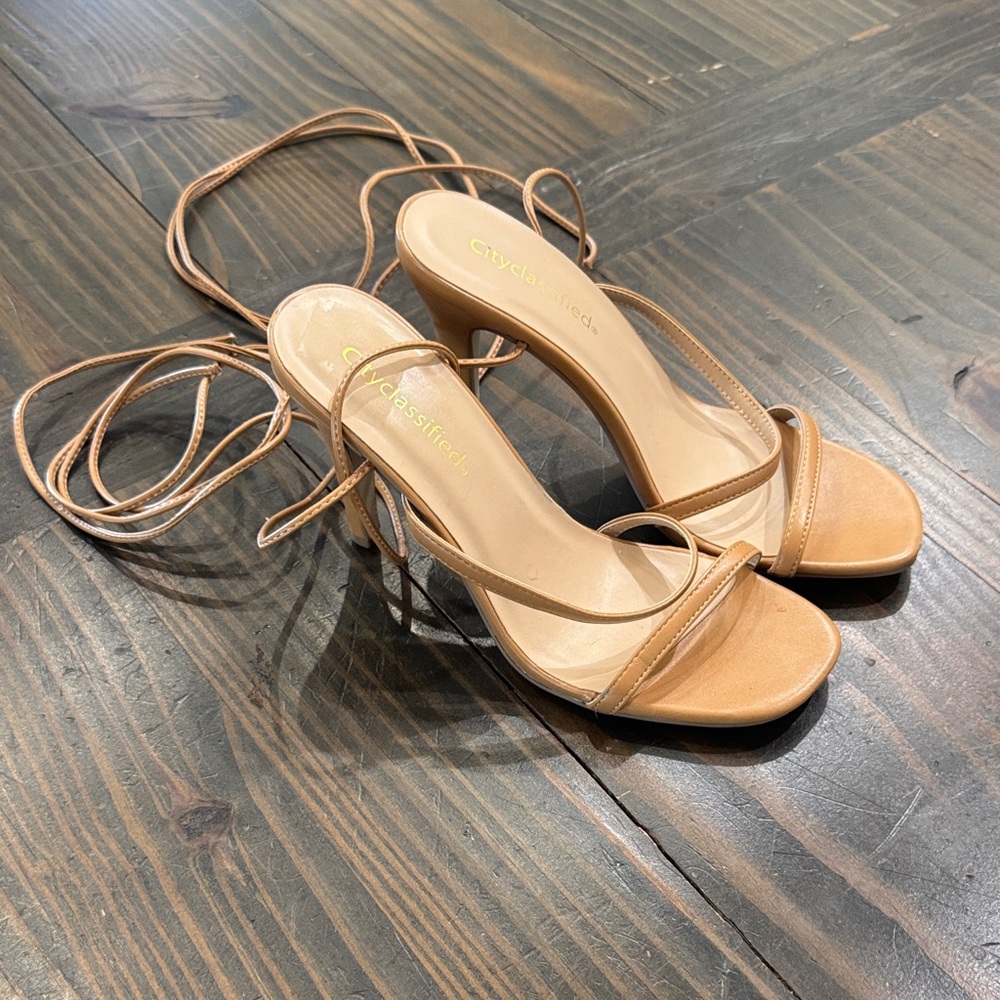 Cityclassified Nude Strappy Lace-Up Heeled Sandals size 8